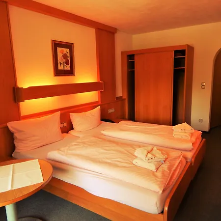 Koenigsseer Hof 3*