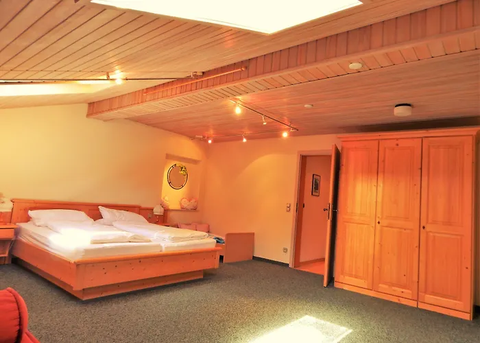 Koenigsseer Hof 3*