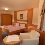 Koenigsseer Hof 호텔 3*