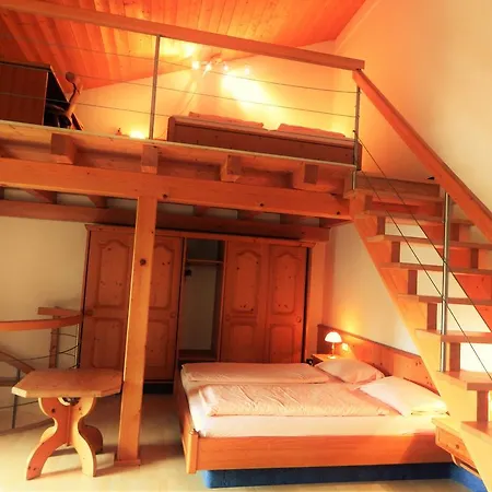 فندق Koenigsseer Hof 3*
